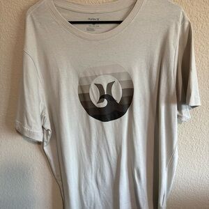Hurley Men's Beige Graphic Tee